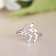 Silver Leaf Knuckle / Finger Ring, Laurel Bay Leaf, Adjustable Ring Band