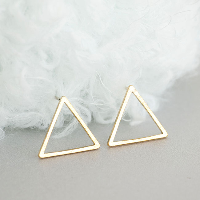 gold triangle stud earrings