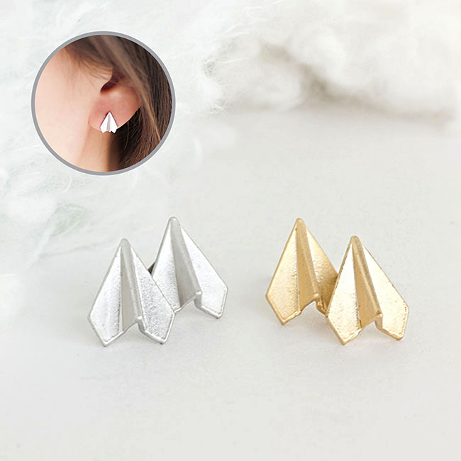 Paper Airplane Necklace In Gold on Luulla